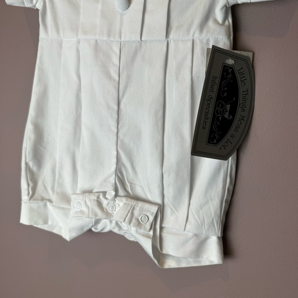 Little Things Mean A Lot Tyler White Romper NB - Picture 4 of 12